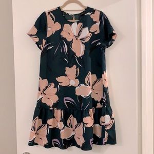 Halogen Size Small A line drop waist floral dress